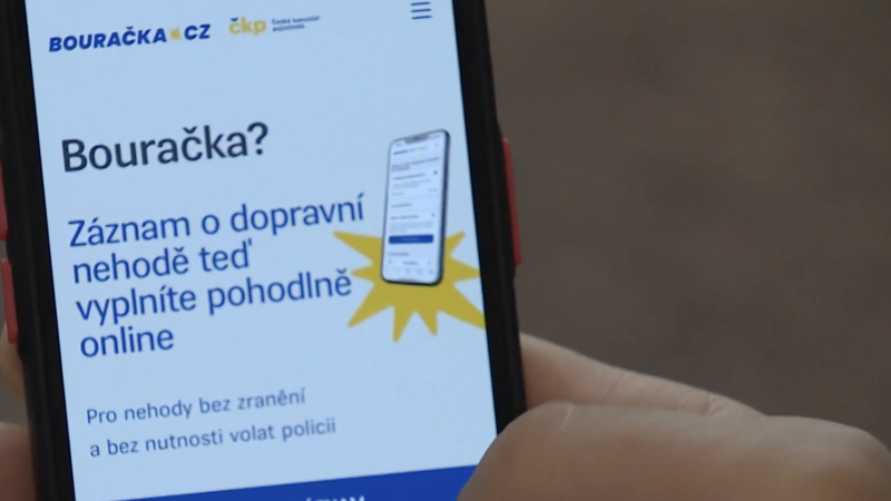 Drobné nehody jednoduše a online. Vyřízené za 15 minut přímo v mobilu