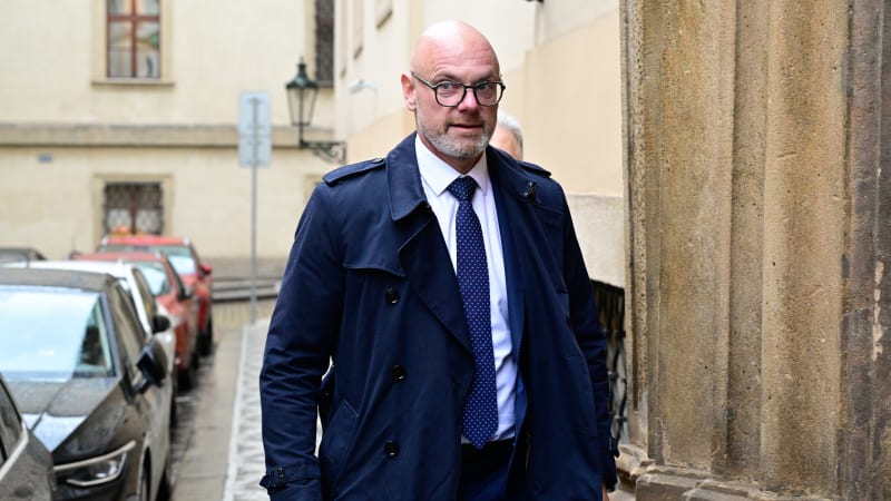 Plagův zákaz mobilů ve školách? Odborníci chtějí ještě přitvrdit. Kritika zní od Pirátů i ODS