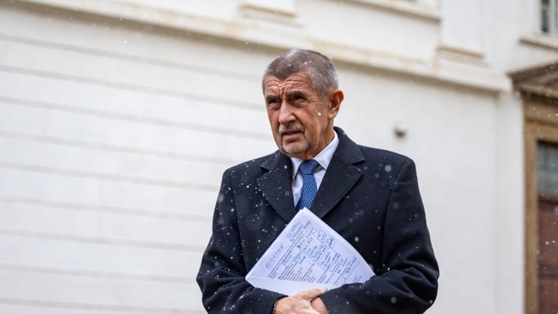 Bez Turka, zapsal si Babiš na jednání s Pavlem. Co naznačují uniklé poznámky?