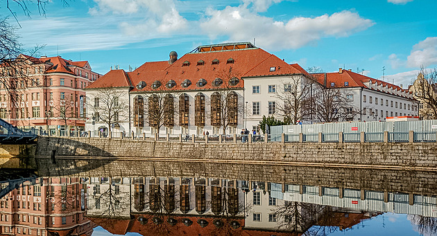 Situace Jihočeského divadla je vážná, balet i opera jsou v nouzi