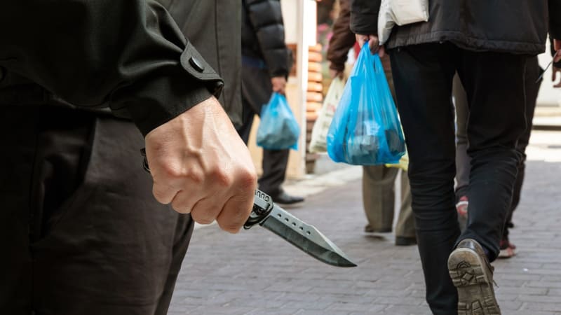 Jak se ubránit agresorovi? Kdo uteče, vyhraje, řekl k útokům nožem expert a přidal radu