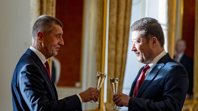 Rezolutní vymezení z ANO nečekejte, zní z hnutí. Okamura má právo říct, co chce