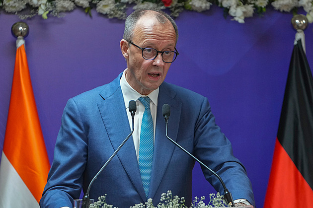 Íránský režim během dnů či týdnů padne, je přesvědčený Merz