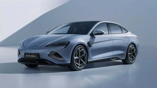 Cla nefungují, přichází regulace. EU ve snaze zkrotit čínské elektromobilky začne řídit ceny dovezených aut