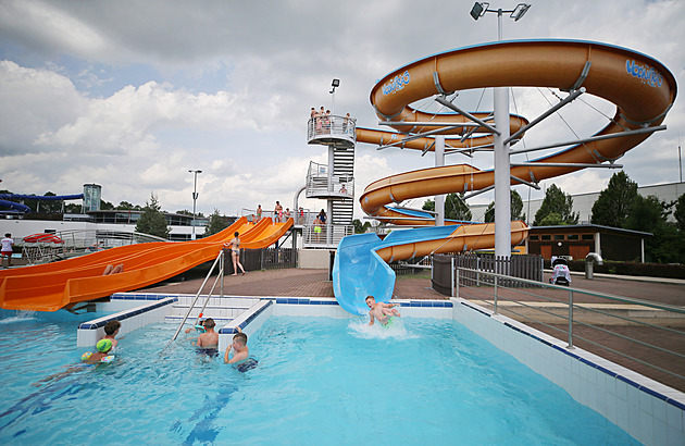 Nejnižší návštěvnost vinou rekonstrukce. Divný rok jihlavský Vodní ráj přežil