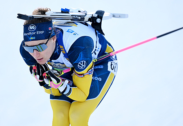 Sprint ovládla H. Öbergová, Češky střelbu ze štafety nezopakovaly a jsou bez bodů