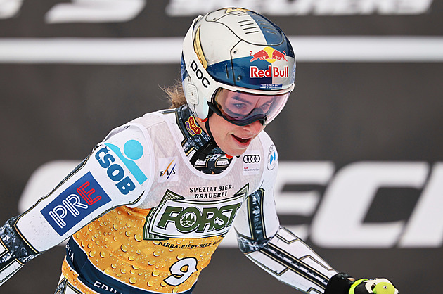 Vonnová dál potvrzuje formu. Ledecká byla ve sjezdu v Tarvisiu šestnáctá