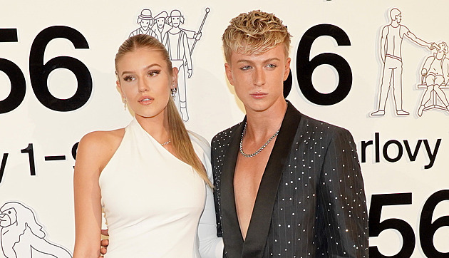 Byl to turbulentní rok. Budu si víc vybírat, říká Mišík po rozchodu s dcerou Kubelkové