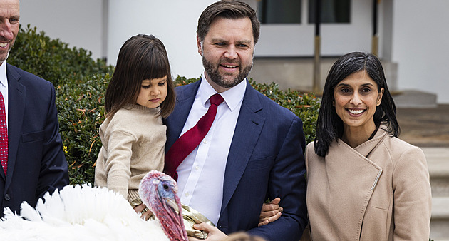 Vanceovi čekají čtvrté dítě, druhá dáma porodí poprvé v moderní historii USA