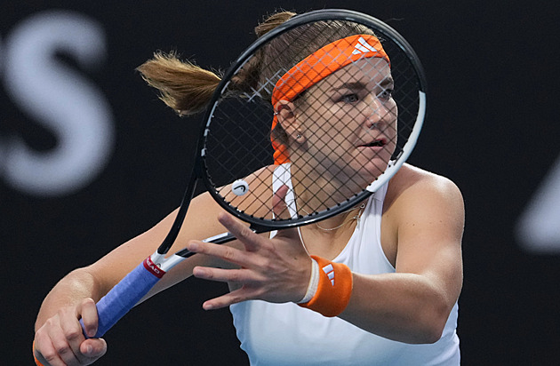 Australian Open ONLINE: Muchová po pauze pokračuje, ve třetím setu vede