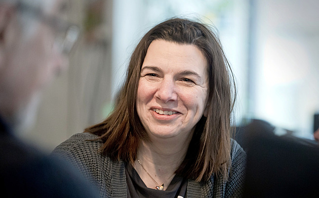 Neziskovku po krádeži milionů zachránili sami lidé svými dary, vypráví ředitelka