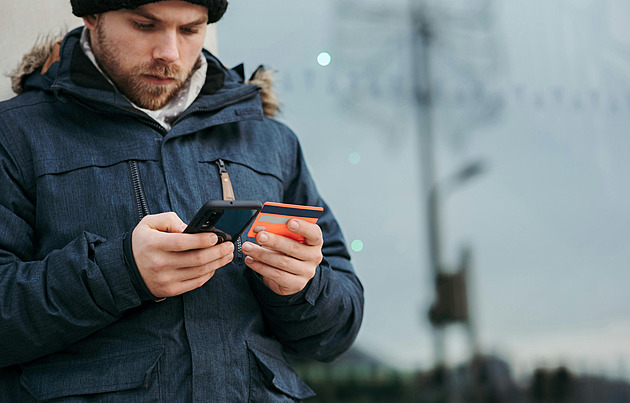 Necháváte si na mobilu pořád zapnutou WiFi? Riskujete útok i rychlé vybití