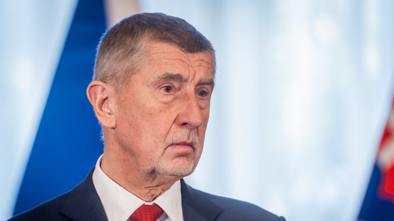 Babiš označil slova francouzského velvyslance za dezinformace, Paříž za svým mužem stojí