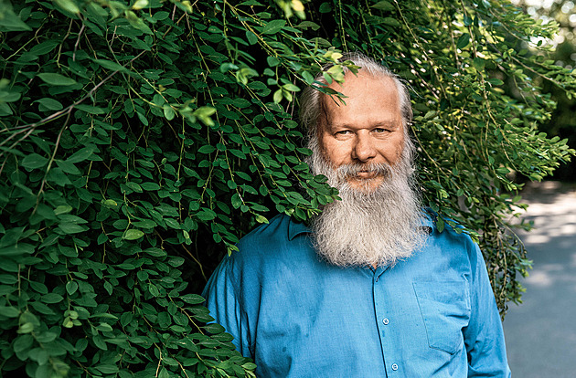 Vymírání druhů se na Zemi opakuje celkem pravidelně. Zabránit mu nelze, říká vědec