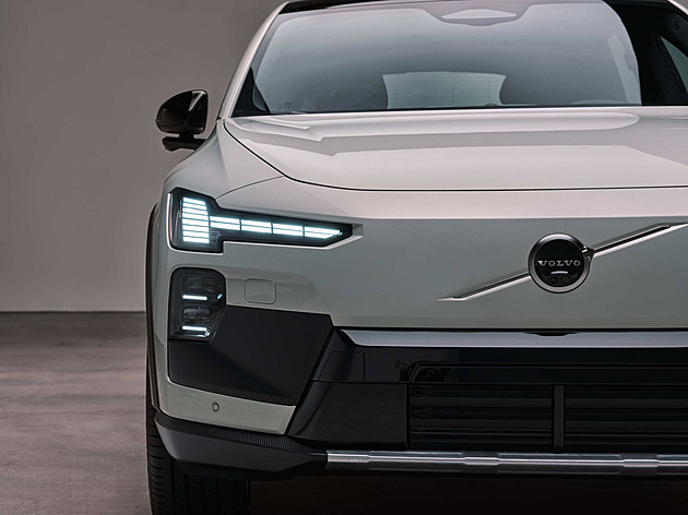 Nová volva jsou jako severské detektivky. Pod chladným povrchem bublá napětí