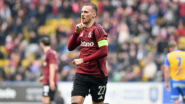 Teplice - Sparta 0:1, hosté zvládli tlak v závěru, rozhodl kapitán Haraslín