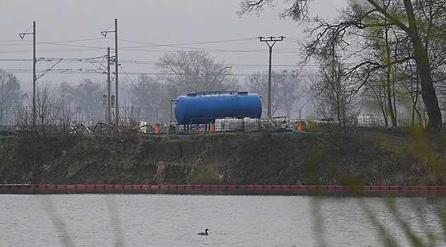Sanace benzenu u Hustopečí už stála přes 300 milionů, druhá etapa bude ještě dražší