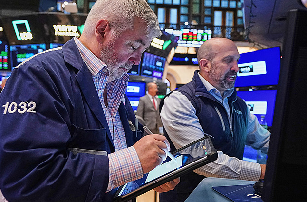 ANALÝZA: Pět důvodů, proč se světové trhy drží i navzdory válce v Íránu