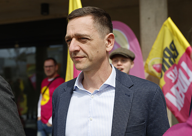 Lidovci zvolí nové vedení, vzkřísit je má regionální hvězda, hejtman Grolich