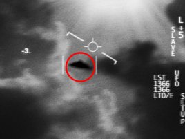 USA odtajnily desítky UFO videí. Některé záběry vznikly i u vojenských misí