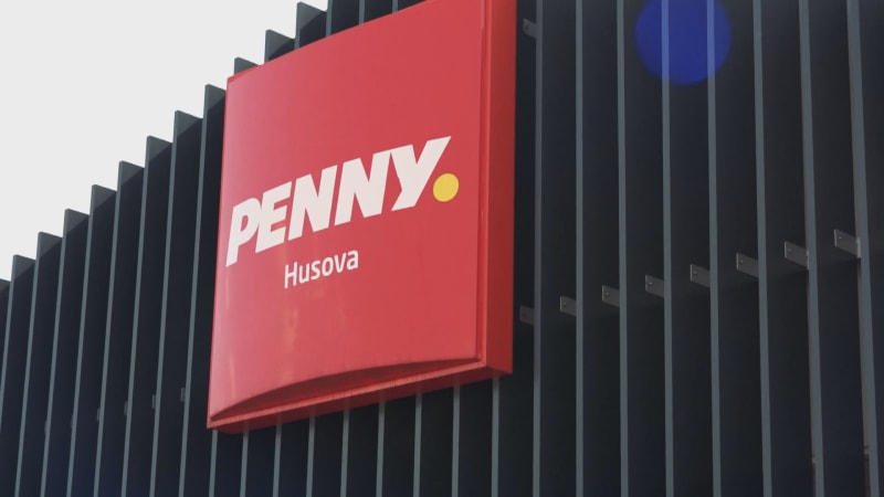 Penny v Česku zavře všechny prodejny předčasně. Zaměstnance pustí na fotbal
