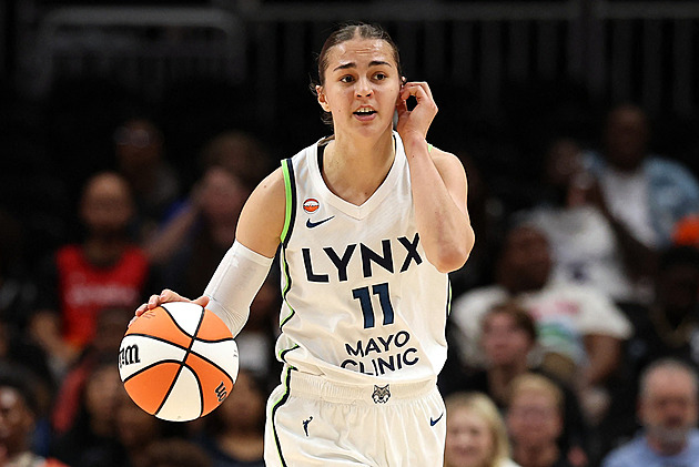 Hamzová po téměř měsíci ve hře, lídru WNBA přispěla k demolici nováčka