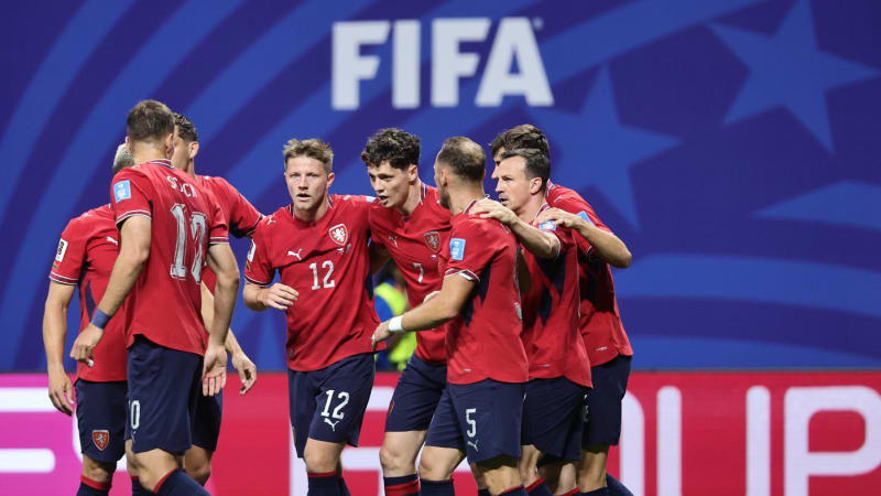 MS ve fotbale ON-LINE: Češi po poločase vedou nad JAR 1:0, skóre bleskově otevřel Sadílek