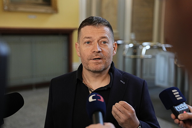 Nacher nemá ambici vést kandidátku ANO místo Prokopa. Je to čerstvé, říká Rázga