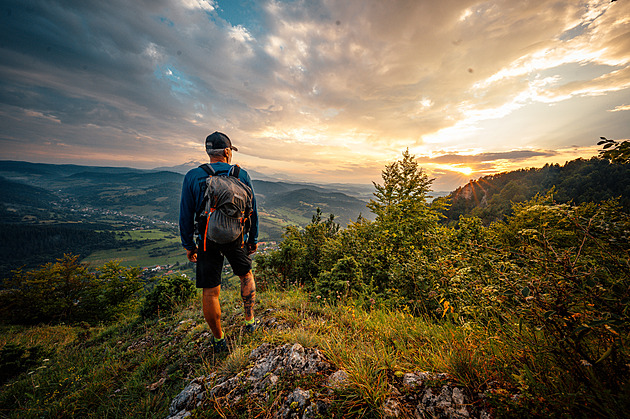 Byl jsem lúzr a vedl prázdný život. Chůze mi přinesla náplň, říká otec Via Slovakia