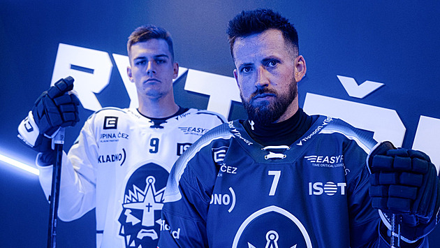 Nové dresy ukrylo Kladno do kontejneru, odhalilo je po Spartě. Mají neonový efekt
