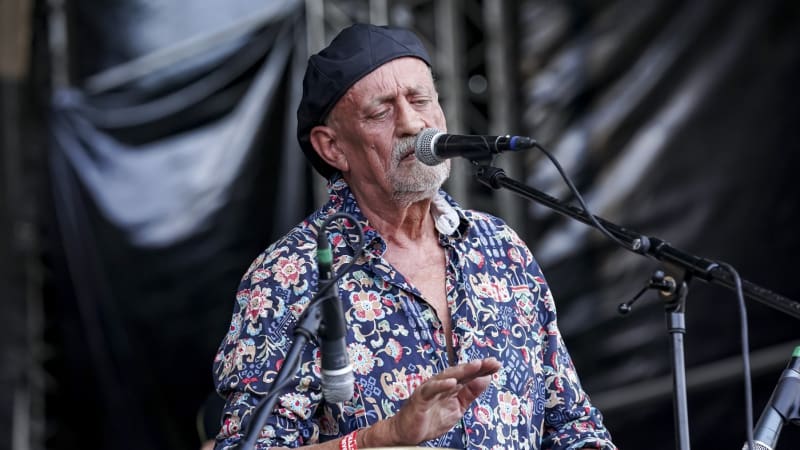Zemřel Richard Tesařík. Zpěvákovi Yo Yo Bandu bylo 80 let