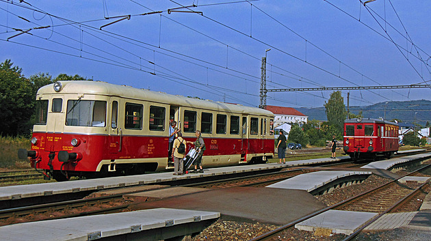 Svezte se nostalgickými a zážitkovými vlaky, máme jejich soupis