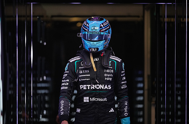 V prvních dvou trénincích formule 1 v Ázerbájdžánu byl nejrychlejší Russell