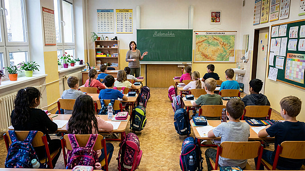 Tmavé vlasy, oči či ubytovna jako vodítko. Metodika zjišťování Romů pobouřila školy