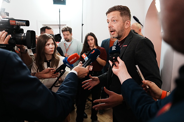 Starostové vyhráli, raduje se Rakušan. Chce porazit ANO i v příštích volbách