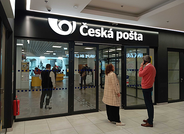 Pobočky už nerušit. Nový ředitel České pošty ukázal, jak podnik promění